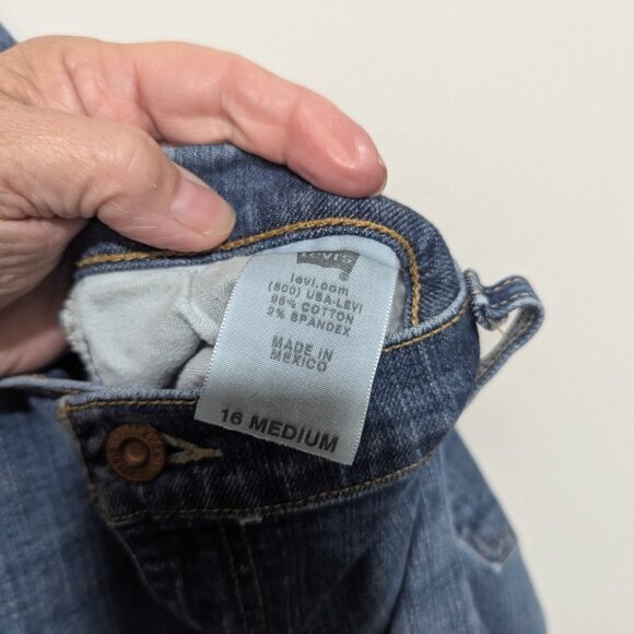 Levi's Jeans Women's 529 Curvy Bootcut Size 16M Blue Denim Stretch Mid Rise - Picture 4 of 4